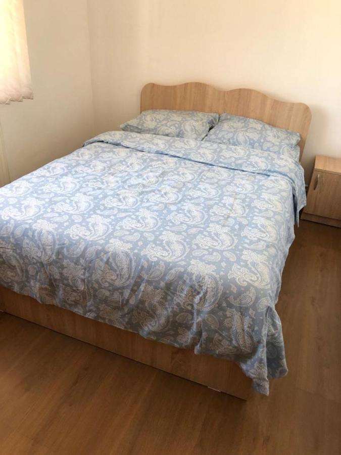 Apartament Targoviste In Regim Hotelier Cu 2 Camere Bagian luar foto